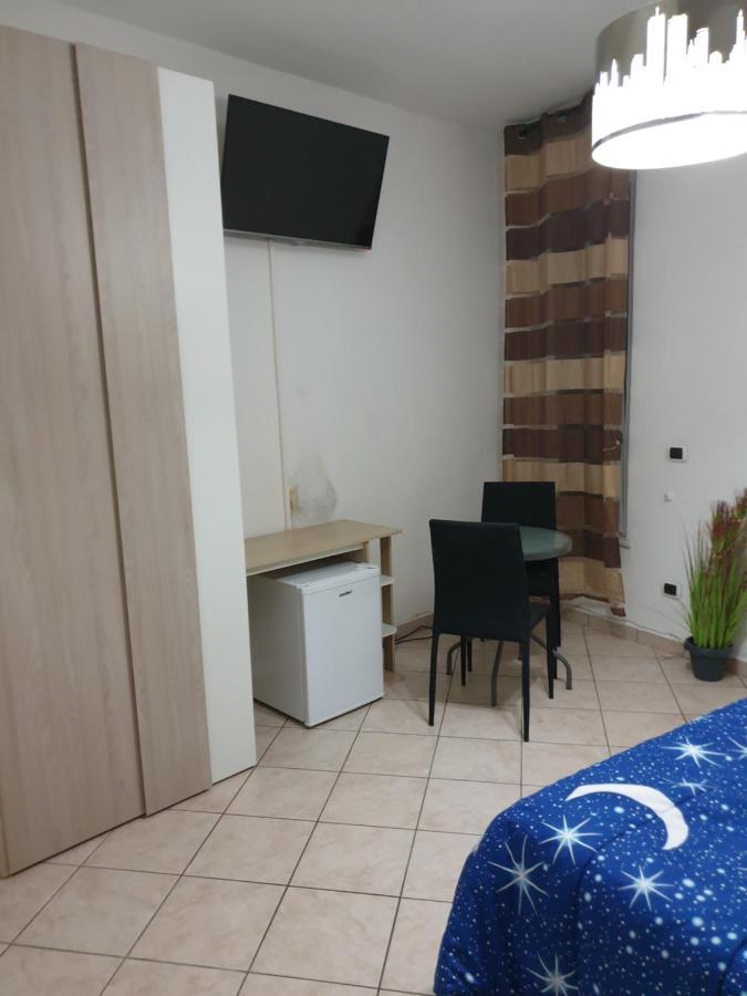 Apartamento Romeo1 Gallarate Exterior foto